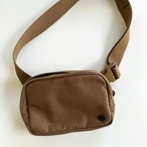 Lululemon Everywhere Belt Bag 1L Canvas